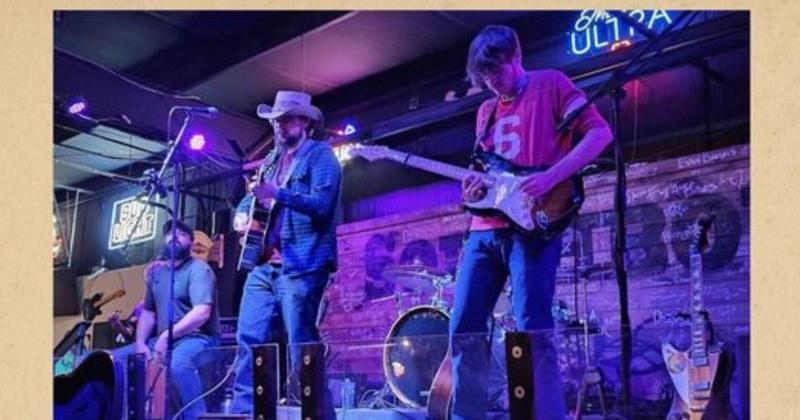 Sunday Shenanigans @Shaved Beaver Bar with Corey River Band